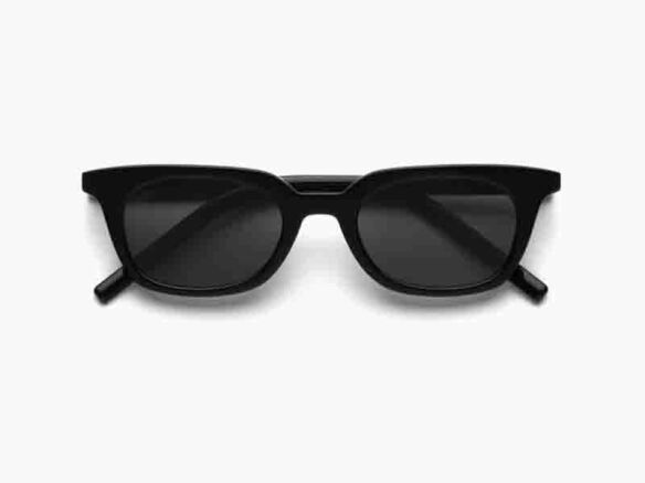 sunglasses 7b   1 584x438